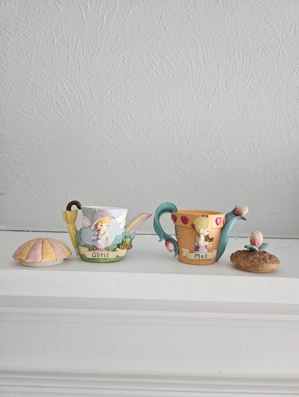 Vintage Precious Moments X Avon Enesco Monthly Mini Teapots Set Of 10